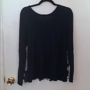 Vineyard Vines navy patterned light sweater